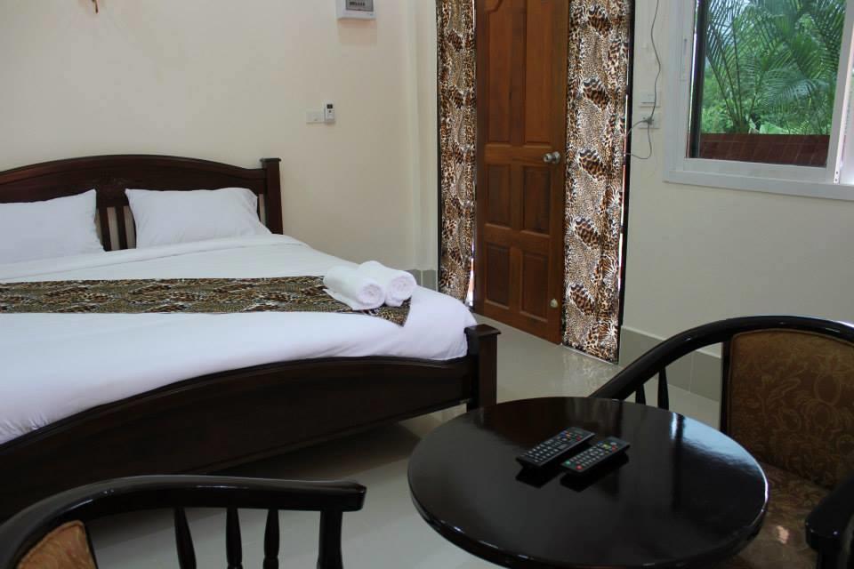 Hotel Baan Mek Lom Khao Lak Zewnętrze zdjęcie